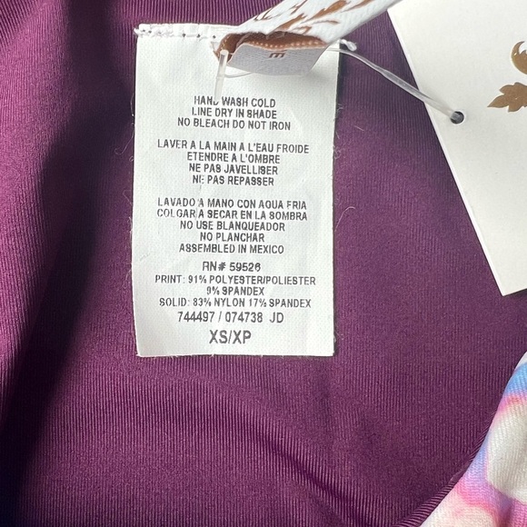 Becca Floral Orchid Bloom Front Twist Bikini Bottom Size XS NWT - Picture 9 of 9